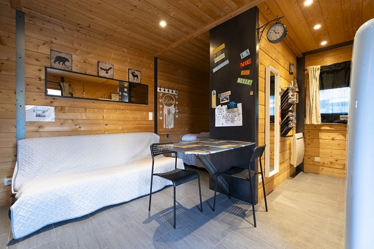 Studio; coin clic-clac
