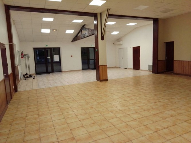 salle-des-fêtes-st-sauveur-fond