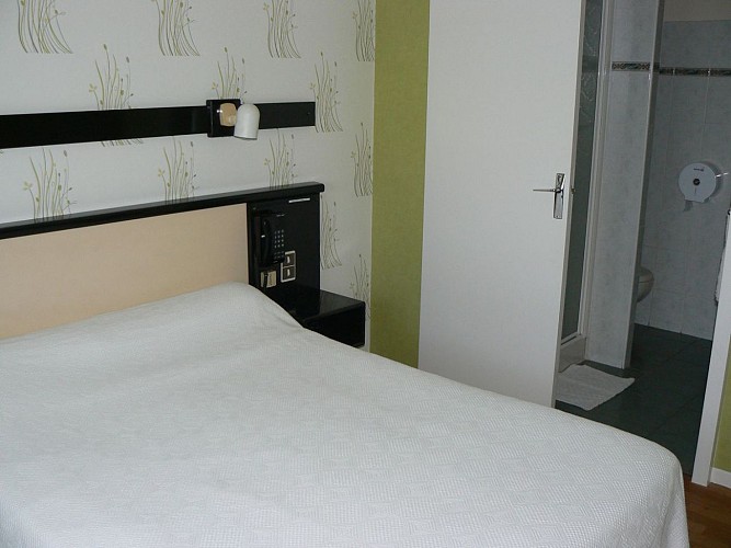 Morlaàs, hotel restaurant le Bourgneuf chambre 1