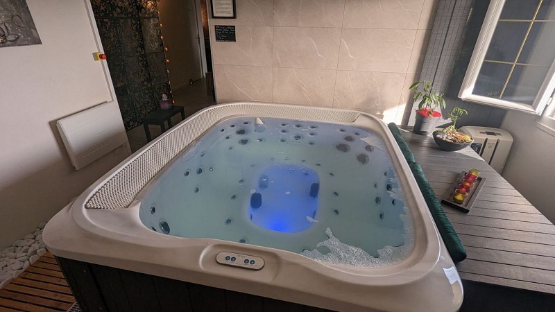 Tatya Spa10