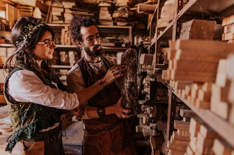 FLOM France et l'Eden Bohême - Tourneur et tourneuse sur bois