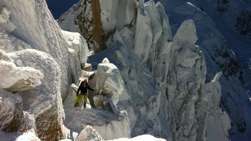 CHAMONIX MOUNTAIN GUIDES