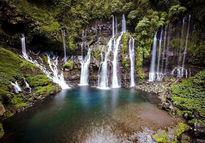 Randonnée aquatique dans la rivière de Langevin à La Réunion