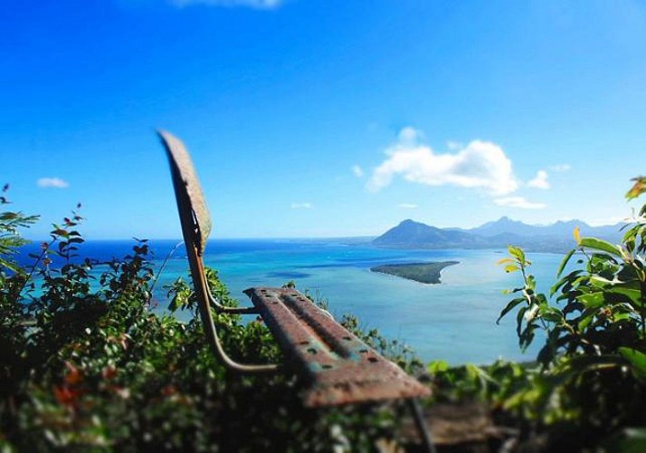 Randonnée guidée jusqu'au sommet du Morne Brabant à l’île Maurice