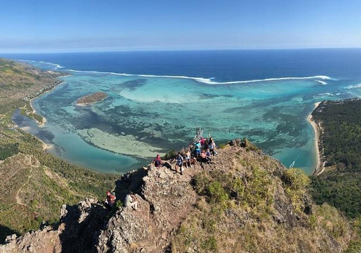 Randonnée guidée jusqu'au sommet du Morne Brabant à l’île Maurice