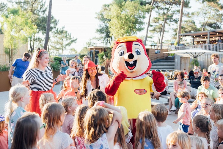 Camping Les Grands Pins Yelloh Village Galerie (006)