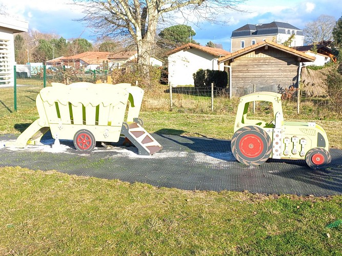 LIT_Aire de jeux skate park TS1