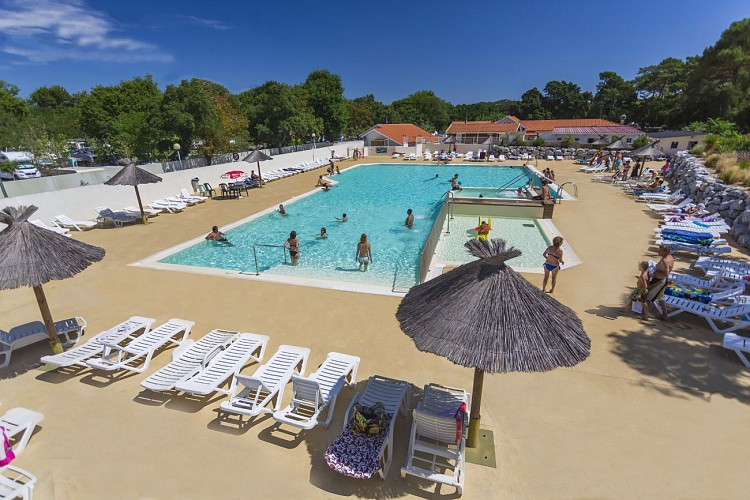 Camping-la-Pointe-Capbreton-Landes-atlantique-sud-la-pointe-piscine