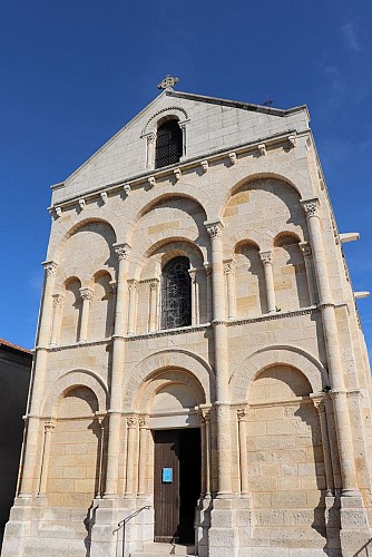 Eglise Saint-Cybard de Roullet St-Estèphe