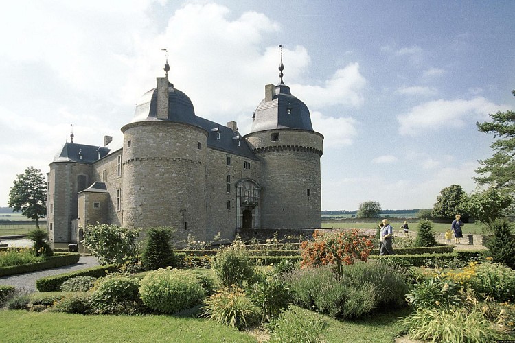 The castle of Lavaux-Sainte-Anne 