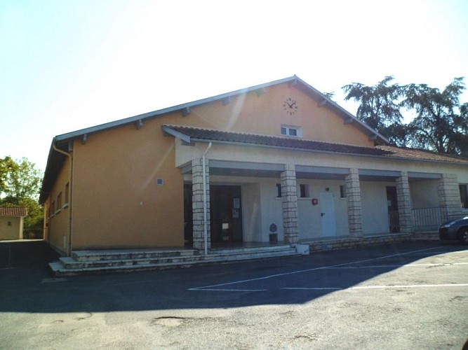 salle des fêtes st front de pradoux2