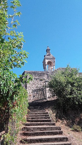 Escalier d'accès au Monument Talabot