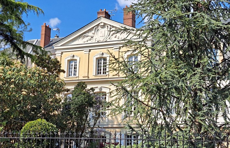 Le Chateau de Coeuilly