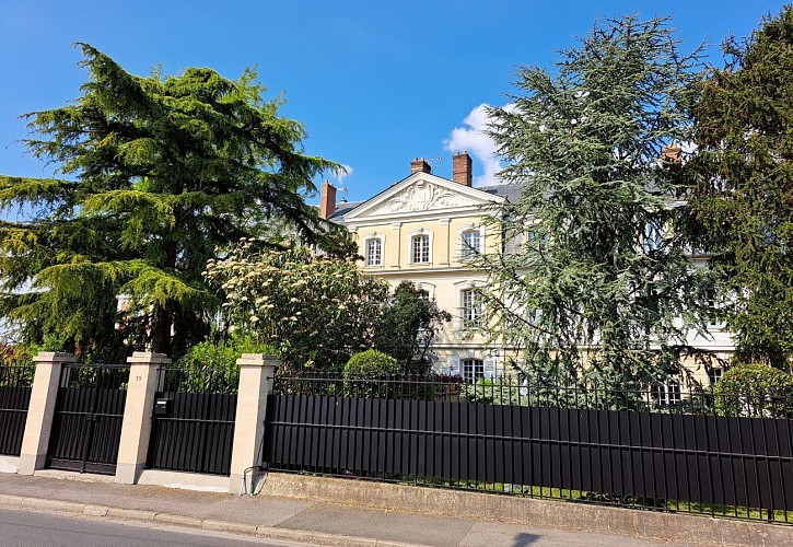 Le Chateau de Coeuilly