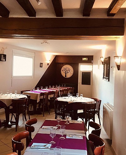 Au bois Sacré_Luché Pringé