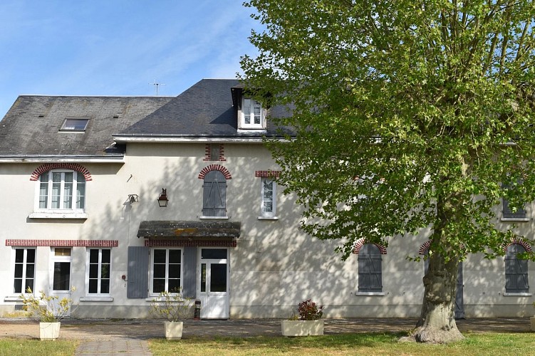 Bâtiment principal vu de devant