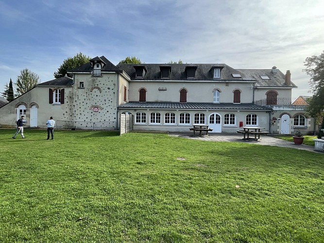 Bâtiment principal vue de derrière