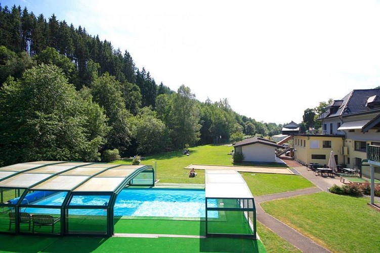 Burg reuland hotel val de l our 01 c hotel val de l our 4