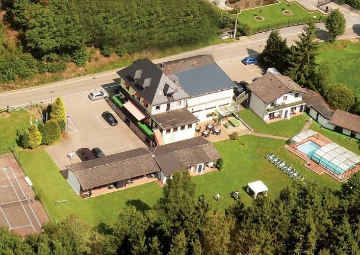 Burg reuland hotel val de l our 01 c hotel val de l our