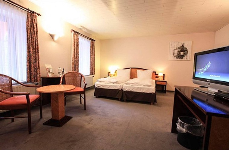 Burg reuland hotel val de l our 06 c hotel val de l our