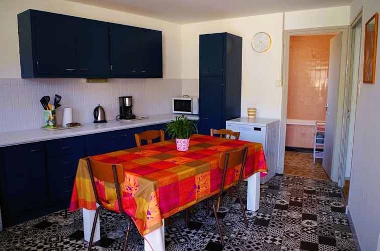 Salle à manger et cuisine