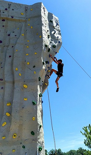 Saut du Saumont climbing site