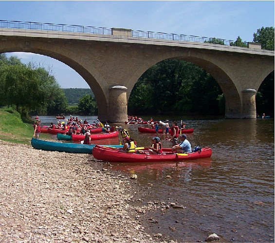Canoes Limeuil