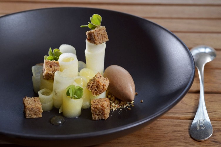 Poire et noix de pécan