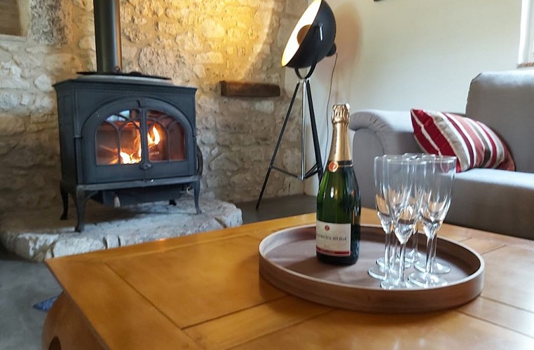 jurmilhac_pigeonnier_poele