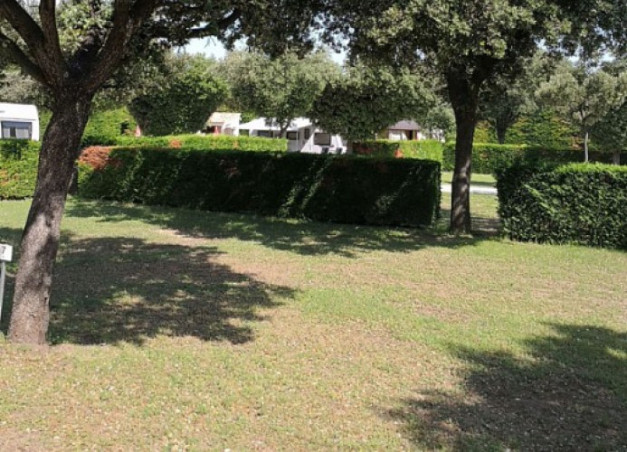 Camping Les Favards