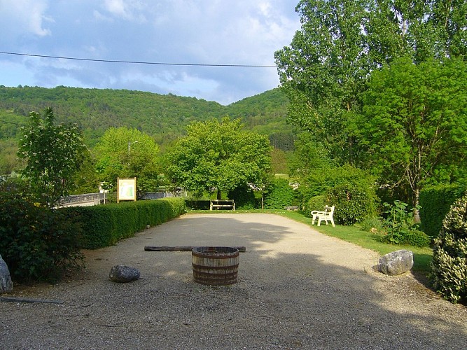 Städtischer Campingplatz in Nivigne-et-Suran