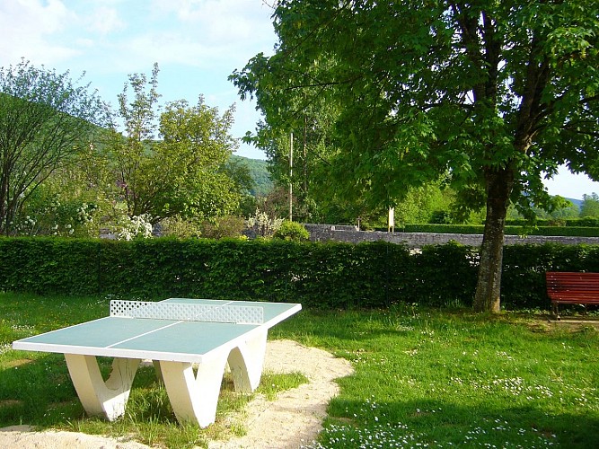 Städtischer Campingplatz in Nivigne-et-Suran