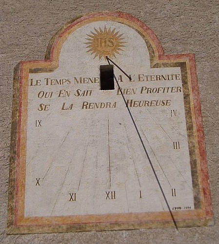Cadran solaire de l'Église de Puy-Saint-Pierre