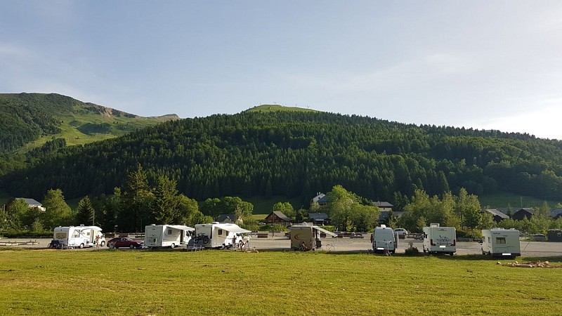 Bivouac caravan area of Alpe du Grand Serre