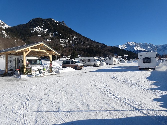 Aire de bivouac camping-car de l'Alpe du Grand Serre