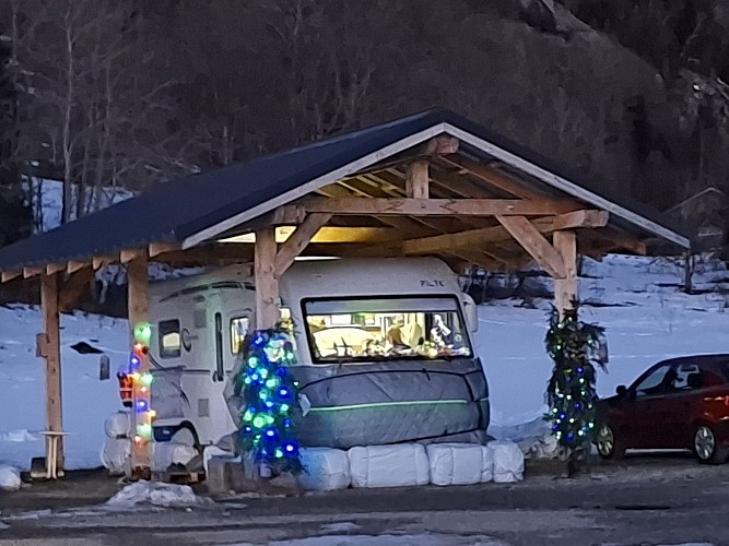 Aire de bivouac camping-car de l'Alpe du Grand Serre