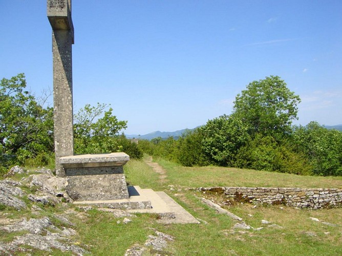 Vestiges de l’Eglise de St Julien