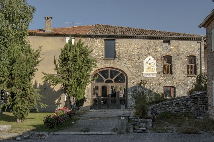 Sundial in Eyguians