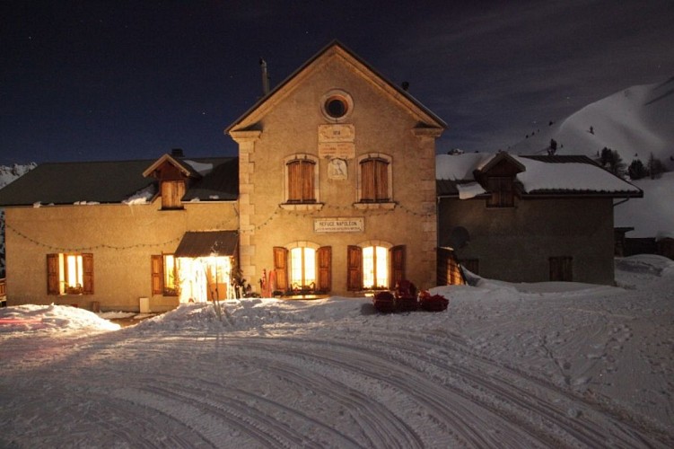 Refuge Napoléon du col de l'Izoard