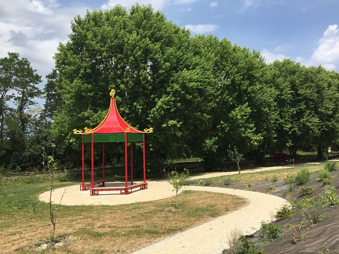 Square du Dragon