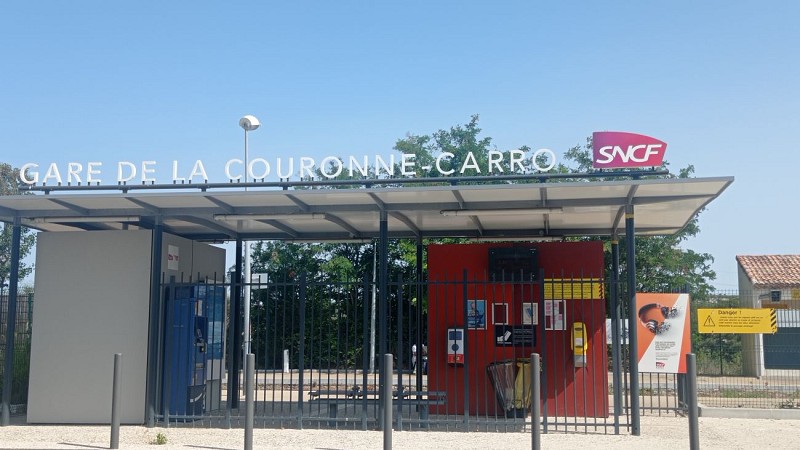 Gare de La Couronne - Carro