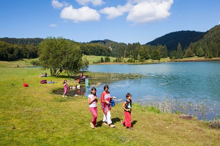 Bar de l'Auberge du Lac Genin