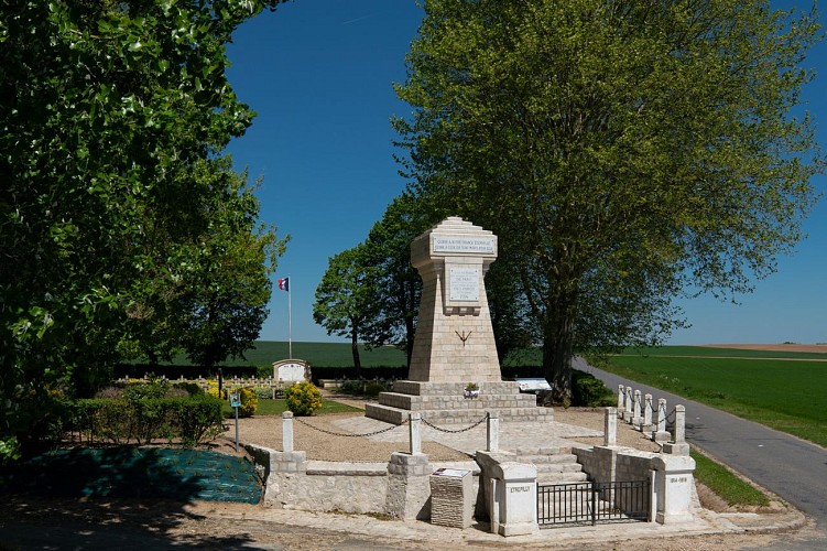 Cimetière militaire d'Etrépilly