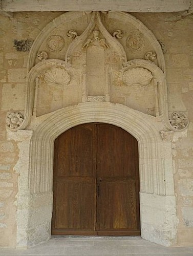 Église Saint-Pierre et Sainte-Radegonde