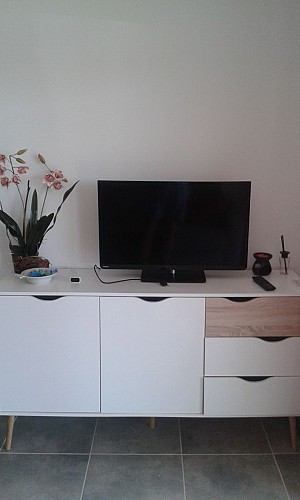 Studio dans villa neuve