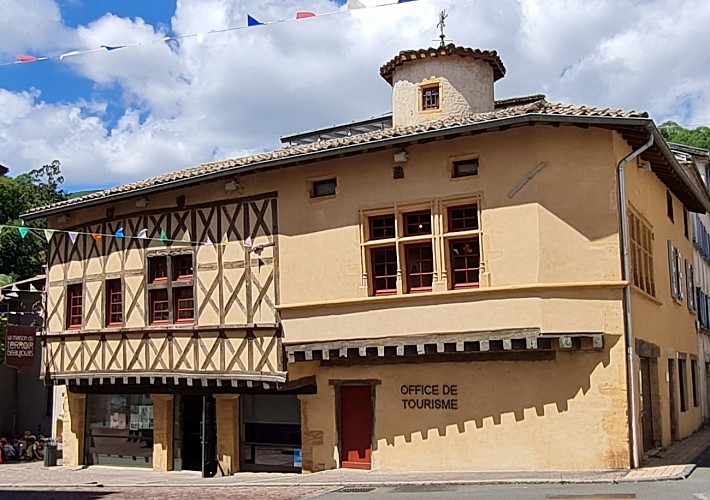 Aire de service municipale camping-cars