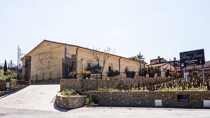 Wine domain Ray Jane