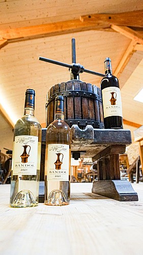 Wine domain Ray Jane