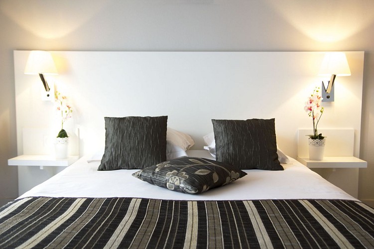 Domaine de Sainte Croix Hotel