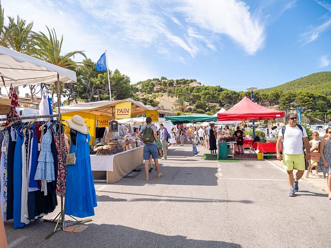 Provenzalische Sommer Markt beim Hafen von la Madrague